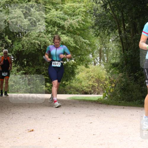 30.08.2026 - Elbe Triathlon Hamburg Antke Förster http://msf.ph/oto/10105133 30.08.2026 12:04:27 Laufen 1364, 1513, 978 meine-sportfotos.de