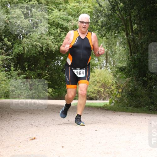 30.08.2026 - Elbe Triathlon Hamburg Antke Förster http://msf.ph/oto/10105147 30.08.2026 12:04:33 Laufen 364 meine-sportfotos.de