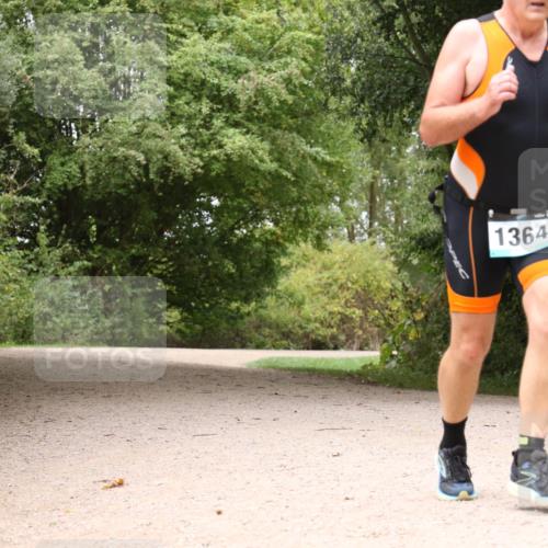 30.08.2026 - Elbe Triathlon Hamburg Antke Förster http://msf.ph/oto/10105151 30.08.2026 12:04:34 Laufen 1364 meine-sportfotos.de