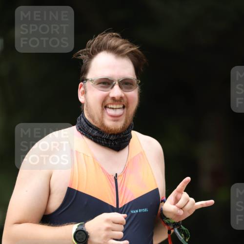 30.08.2026 - Elbe Triathlon Hamburg Antke Förster http://msf.ph/oto/10105180 30.08.2026 12:01:45 Laufen 1175 meine-sportfotos.de