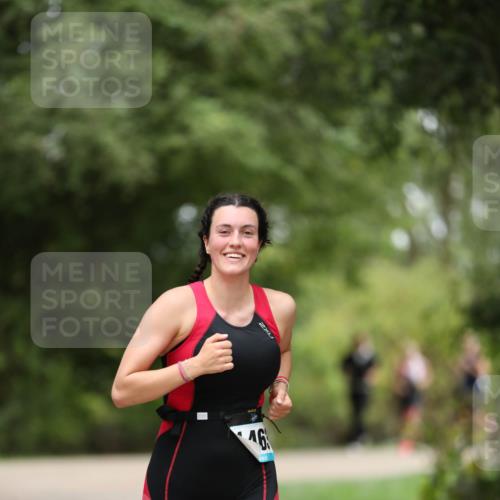 30.08.2026 - Elbe Triathlon Hamburg Antke Förster http://msf.ph/oto/10105202 30.08.2026 12:01:57 Laufen 2, 19 meine-sportfotos.de