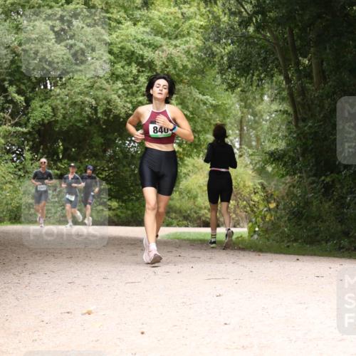 30.08.2026 - Elbe Triathlon Hamburg Antke Förster http://msf.ph/oto/10105233 30.08.2026 12:05:19 Laufen 1355, 1501, 840 meine-sportfotos.de