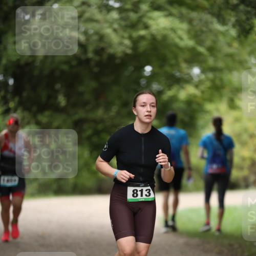 30.08.2026 - Elbe Triathlon Hamburg Antke Förster http://msf.ph/oto/10105240 30.08.2026 12:02:11 Laufen 41017, 813 meine-sportfotos.de