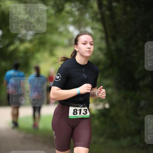 30.08.2026 - Elbe Triathlon Hamburg Antke Förster http://msf.ph/oto/10105244 30.08.2026 12:02:12 Laufen 813 meine-sportfotos.de