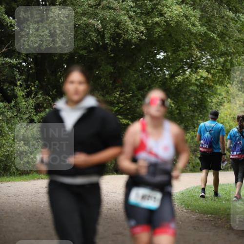 30.08.2026 - Elbe Triathlon Hamburg Antke Förster http://msf.ph/oto/10105250 30.08.2026 12:02:15 Laufen 100, 10 meine-sportfotos.de