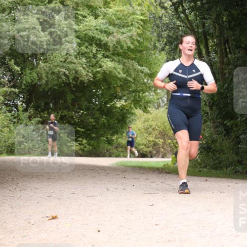 30.08.2026 - Elbe Triathlon Hamburg Antke Förster http://msf.ph/oto/10105253 30.08.2026 12:05:54 Laufen  meine-sportfotos.de