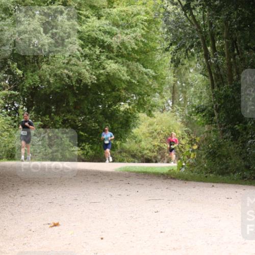 30.08.2026 - Elbe Triathlon Hamburg Antke Förster http://msf.ph/oto/10105257 30.08.2026 12:05:55 Laufen 1468 meine-sportfotos.de