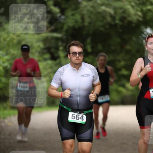 30.08.2026 - Elbe Triathlon Hamburg Antke Förster http://msf.ph/oto/10105272 30.08.2026 12:02:29 Laufen 1680, 564 meine-sportfotos.de