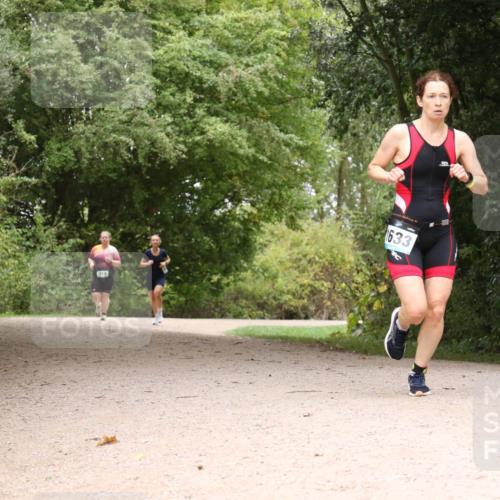 30.08.2026 - Elbe Triathlon Hamburg Antke Förster http://msf.ph/oto/10105289 30.08.2026 12:06:14 Laufen 919, 633 meine-sportfotos.de