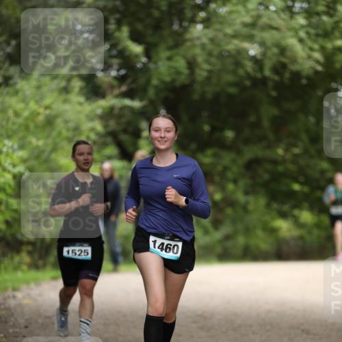 30.08.2026 - Elbe Triathlon Hamburg Antke Förster http://msf.ph/oto/10105292 30.08.2026 12:02:44 Laufen 1460, 1525 meine-sportfotos.de