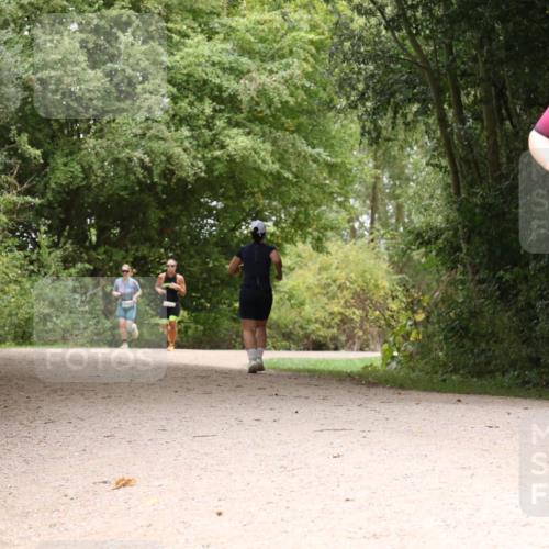 30.08.2026 - Elbe Triathlon Hamburg Antke Förster http://msf.ph/oto/10105313 30.08.2026 12:06:28 Laufen 919 meine-sportfotos.de
