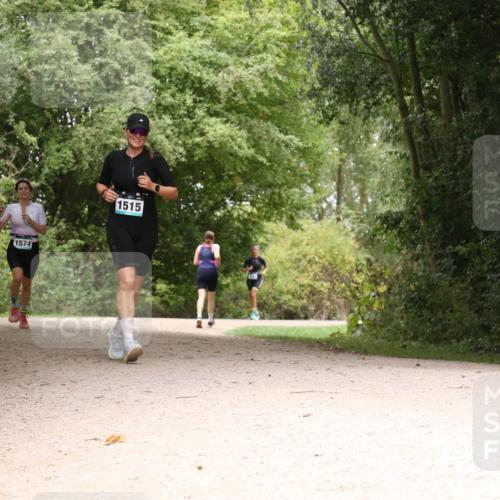 30.08.2026 - Elbe Triathlon Hamburg Antke Förster http://msf.ph/oto/10105361 30.08.2026 12:07:12 Laufen 1574, 1515 meine-sportfotos.de