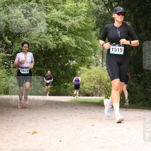 30.08.2026 - Elbe Triathlon Hamburg Antke Förster http://msf.ph/oto/10105367 30.08.2026 12:07:14 Laufen 1574, 1515 meine-sportfotos.de