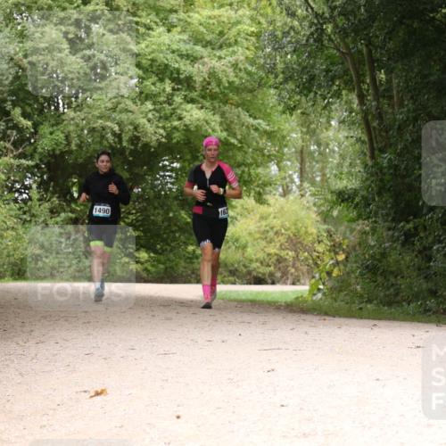 30.08.2026 - Elbe Triathlon Hamburg Antke Förster http://msf.ph/oto/10105403 30.08.2026 12:09:25 Laufen 1490, 163 meine-sportfotos.de