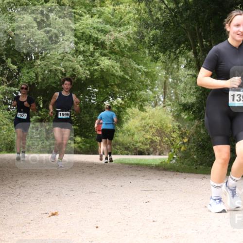 30.08.2026 - Elbe Triathlon Hamburg Antke Förster http://msf.ph/oto/10105427 30.08.2026 12:09:55 Laufen 1527, 1596, 1399 meine-sportfotos.de