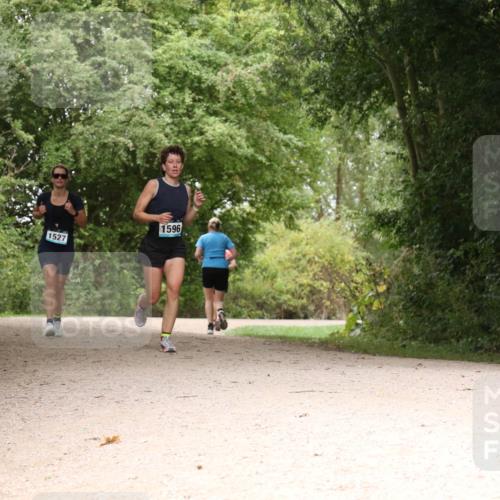 30.08.2026 - Elbe Triathlon Hamburg Antke Förster http://msf.ph/oto/10105429 30.08.2026 12:09:56 Laufen 1527, 1596 meine-sportfotos.de