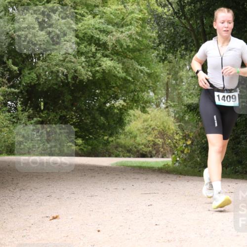 30.08.2026 - Elbe Triathlon Hamburg Antke Förster http://msf.ph/oto/10105445 30.08.2026 12:10:29 Laufen 1409 meine-sportfotos.de