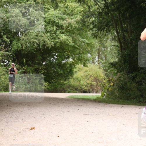 30.08.2026 - Elbe Triathlon Hamburg Antke Förster http://msf.ph/oto/10105485 30.08.2026 12:11:24 Laufen 1429, 1712 meine-sportfotos.de