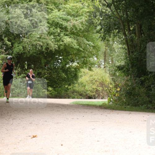 30.08.2026 - Elbe Triathlon Hamburg Antke Förster http://msf.ph/oto/10105519 30.08.2026 12:12:01 Laufen  meine-sportfotos.de