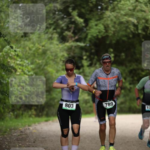 30.08.2026 - Elbe Triathlon Hamburg Antke Förster http://msf.ph/oto/10105520 30.08.2026 12:05:11 Laufen 803, 789, 13 meine-sportfotos.de