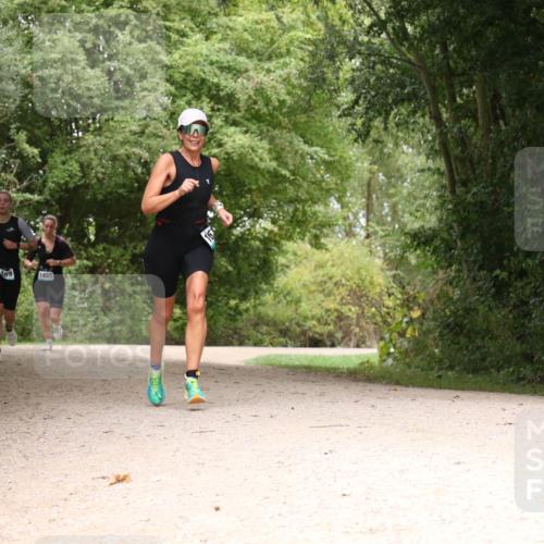 30.08.2026 - Elbe Triathlon Hamburg Antke Förster http://msf.ph/oto/10105523 30.08.2026 12:12:05 Laufen 1485 meine-sportfotos.de