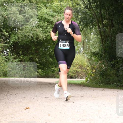 30.08.2026 - Elbe Triathlon Hamburg Antke Förster http://msf.ph/oto/10105541 30.08.2026 12:12:12 Laufen 1485 meine-sportfotos.de