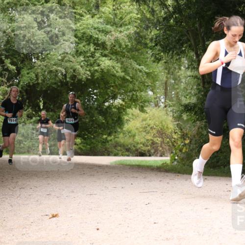 30.08.2026 - Elbe Triathlon Hamburg Antke Förster http://msf.ph/oto/10105561 30.08.2026 12:12:32 Laufen 1514, 1535, 1629 meine-sportfotos.de