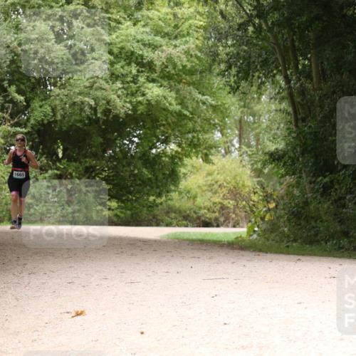 30.08.2026 - Elbe Triathlon Hamburg Antke Förster http://msf.ph/oto/10105611 30.08.2026 12:12:57 Laufen 1665 meine-sportfotos.de