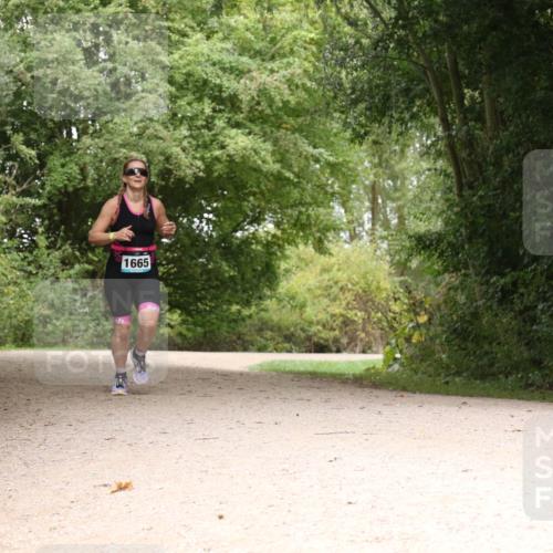 30.08.2026 - Elbe Triathlon Hamburg Antke Förster http://msf.ph/oto/10105613 30.08.2026 12:13:00 Laufen 1665 meine-sportfotos.de