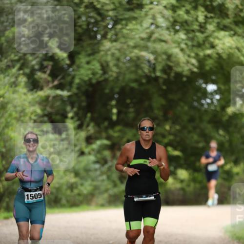 30.08.2026 - Elbe Triathlon Hamburg Antke Förster http://msf.ph/oto/10105630 30.08.2026 12:06:36 Laufen 1505 meine-sportfotos.de