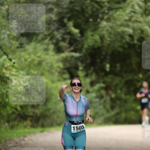30.08.2026 - Elbe Triathlon Hamburg Antke Förster http://msf.ph/oto/10105634 30.08.2026 12:06:38 Laufen 1505 meine-sportfotos.de
