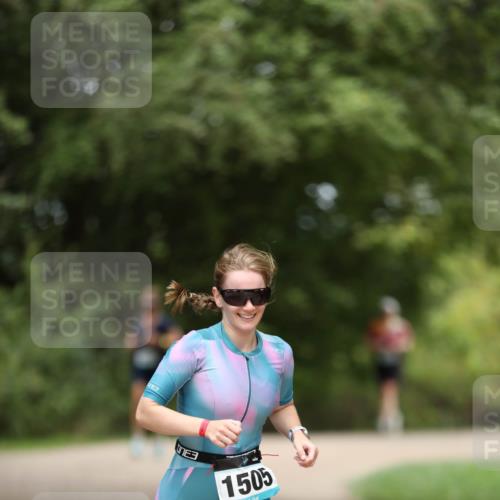 30.08.2026 - Elbe Triathlon Hamburg Antke Förster http://msf.ph/oto/10105638 30.08.2026 12:06:39 Laufen 1505 meine-sportfotos.de
