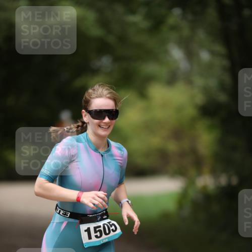 30.08.2026 - Elbe Triathlon Hamburg Antke Förster http://msf.ph/oto/10105640 30.08.2026 12:06:40 Laufen 3, 3, 1505 meine-sportfotos.de