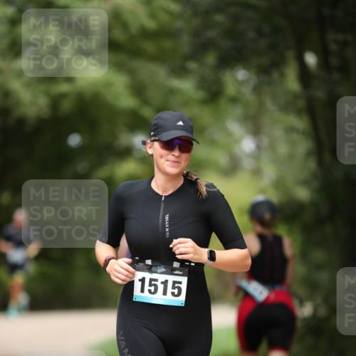 30.08.2026 - Elbe Triathlon Hamburg Antke Förster http://msf.ph/oto/10105676 30.08.2026 12:07:14 Laufen 1515 meine-sportfotos.de