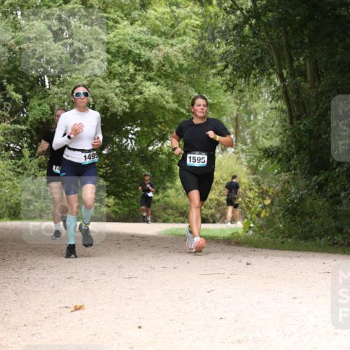 30.08.2026 - Elbe Triathlon Hamburg Antke Förster http://msf.ph/oto/10105689 30.08.2026 12:14:07 Laufen 1495, 1595 meine-sportfotos.de