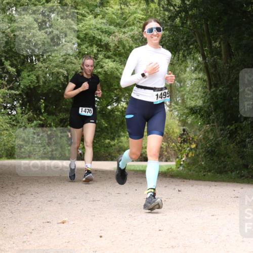 30.08.2026 - Elbe Triathlon Hamburg Antke Förster http://msf.ph/oto/10105693 30.08.2026 12:14:09 Laufen 1495, 1595, 1470 meine-sportfotos.de
