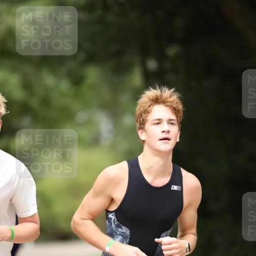 30.08.2026 - Elbe Triathlon Hamburg Antke Förster http://msf.ph/oto/10105730 30.08.2026 12:07:44 Laufen 23, 1372, 3 meine-sportfotos.de
