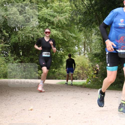 30.08.2026 - Elbe Triathlon Hamburg Antke Förster http://msf.ph/oto/10105759 30.08.2026 12:14:45 Laufen 1499 meine-sportfotos.de