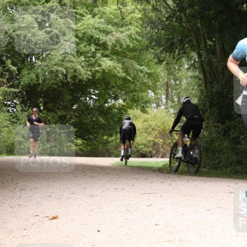 30.08.2026 - Elbe Triathlon Hamburg Antke Förster http://msf.ph/oto/10105787 30.08.2026 12:15:14 Laufen  meine-sportfotos.de