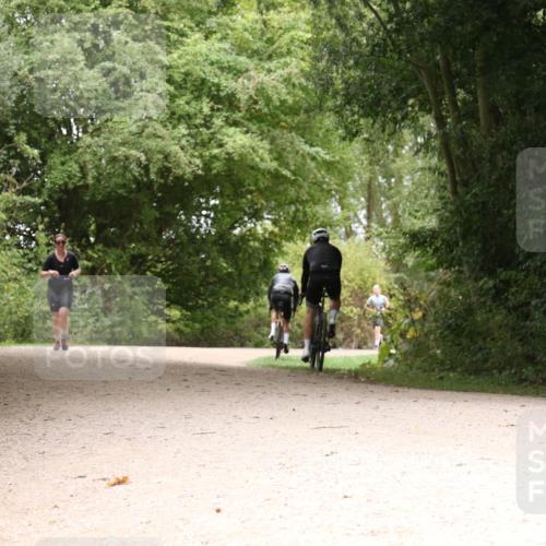30.08.2026 - Elbe Triathlon Hamburg Antke Förster http://msf.ph/oto/10105791 30.08.2026 12:15:16 Laufen  meine-sportfotos.de