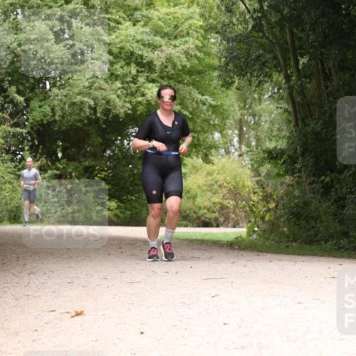 30.08.2026 - Elbe Triathlon Hamburg Antke Förster http://msf.ph/oto/10105793 30.08.2026 12:15:25 Laufen  meine-sportfotos.de