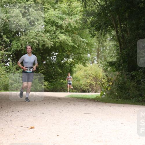 30.08.2026 - Elbe Triathlon Hamburg Antke Förster http://msf.ph/oto/10105803 30.08.2026 12:15:32 Laufen 521 meine-sportfotos.de