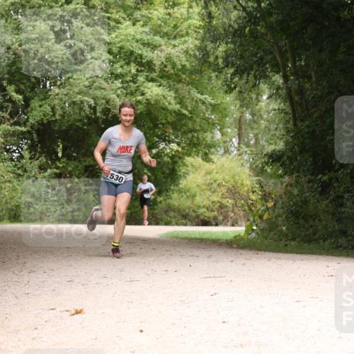 30.08.2026 - Elbe Triathlon Hamburg Antke Förster http://msf.ph/oto/10105821 30.08.2026 12:15:46 Laufen 530 meine-sportfotos.de