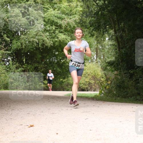 30.08.2026 - Elbe Triathlon Hamburg Antke Förster http://msf.ph/oto/10105823 30.08.2026 12:15:47 Laufen 1530 meine-sportfotos.de