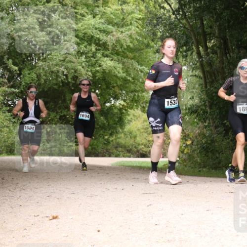 30.08.2026 - Elbe Triathlon Hamburg Antke Förster http://msf.ph/oto/10105865 30.08.2026 12:16:35 Laufen 1504, 1694, 1537, 1690 meine-sportfotos.de