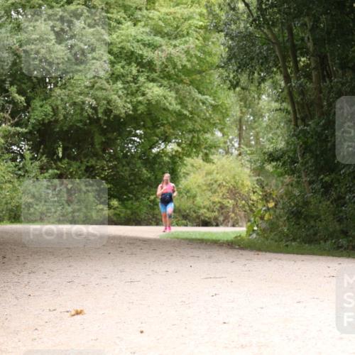 30.08.2026 - Elbe Triathlon Hamburg Antke Förster http://msf.ph/oto/10105881 30.08.2026 12:16:41 Laufen  meine-sportfotos.de