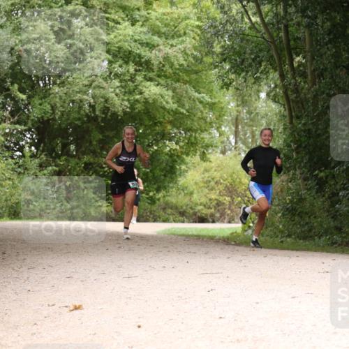 30.08.2026 - Elbe Triathlon Hamburg Antke Förster http://msf.ph/oto/10105901 30.08.2026 12:17:09 Laufen 82 meine-sportfotos.de