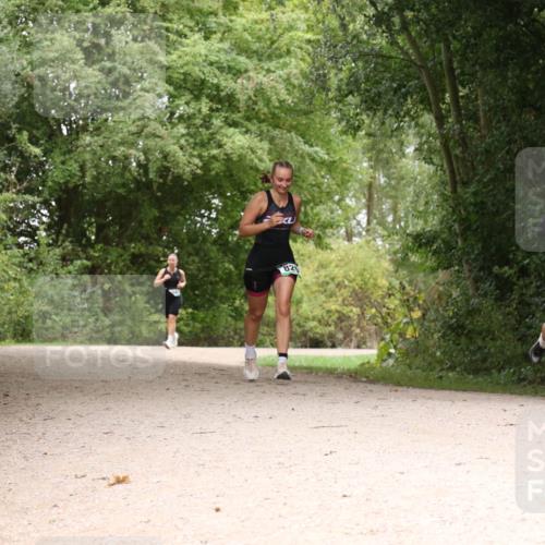 30.08.2026 - Elbe Triathlon Hamburg Antke Förster http://msf.ph/oto/10105903 30.08.2026 12:17:11 Laufen 82 meine-sportfotos.de