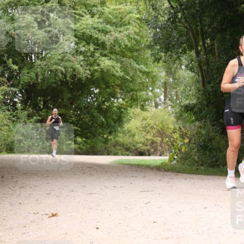 30.08.2026 - Elbe Triathlon Hamburg Antke Förster http://msf.ph/oto/10105907 30.08.2026 12:17:13 Laufen 82 meine-sportfotos.de