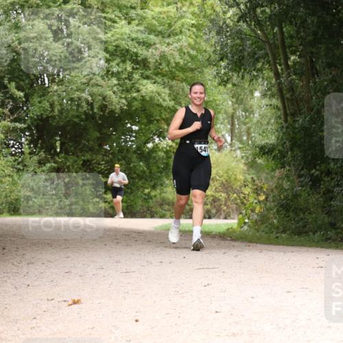 30.08.2026 - Elbe Triathlon Hamburg Antke Förster http://msf.ph/oto/10105919 30.08.2026 12:17:22 Laufen  meine-sportfotos.de